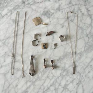 lot of ladies sterling silver jewelry -